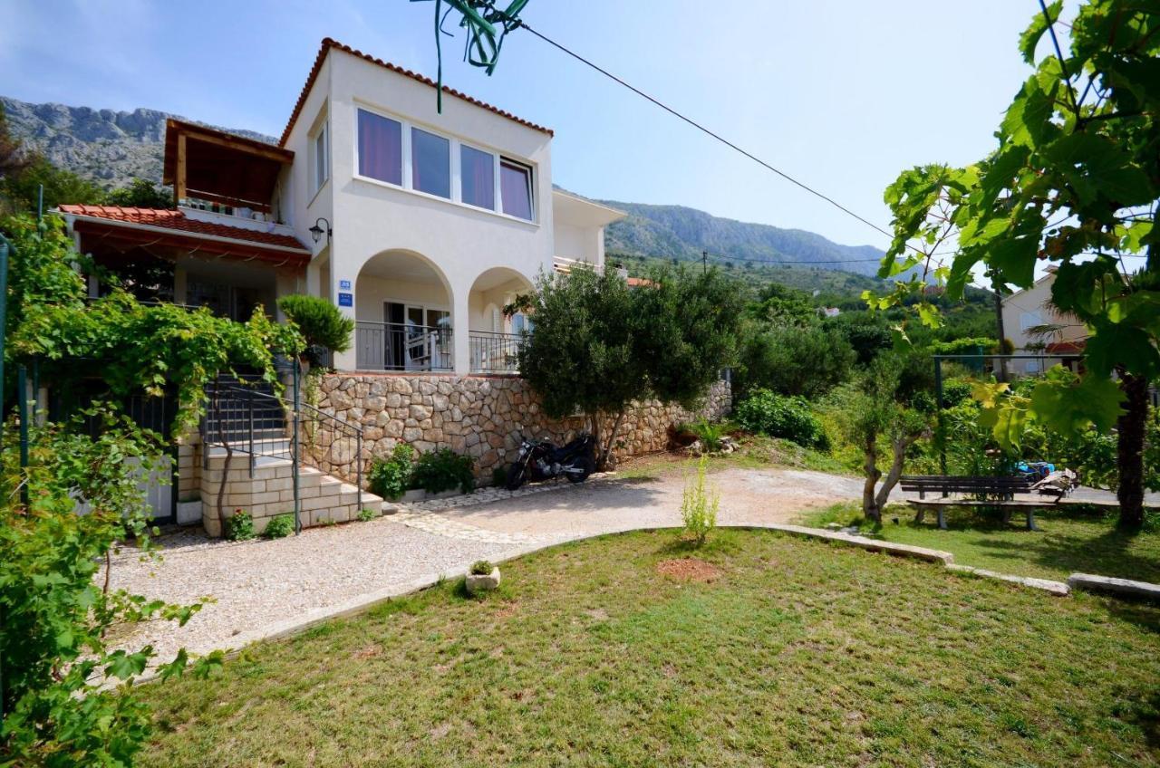 Apartments Bluesun Omiš Eksteriør bilde